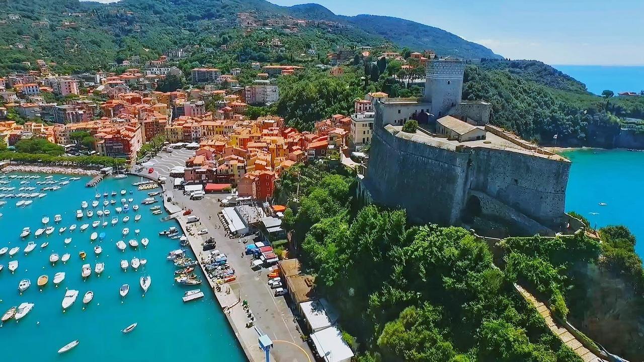 Affittacamere La Baia Di Lerici Exterior photo
