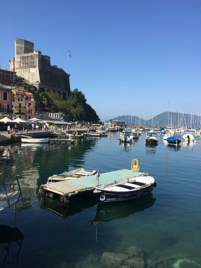 Affittacamere La Baia Di Lerici Exterior photo