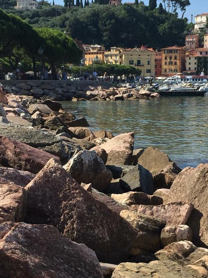 Affittacamere La Baia Di Lerici Exterior photo